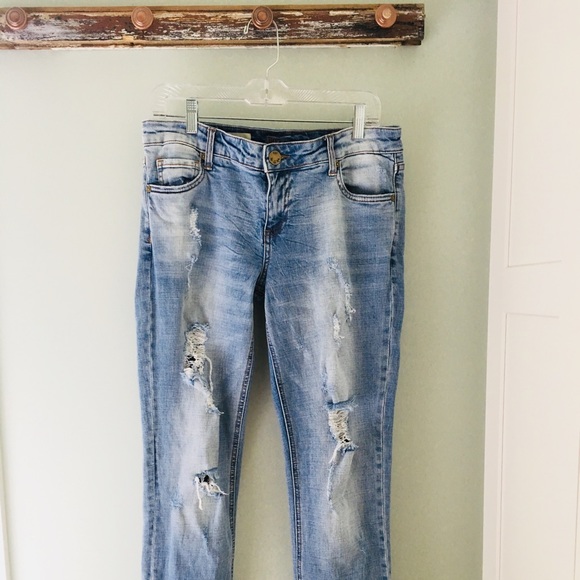 Denim - Kut from the Kloth Ripped Boyfriend Jeans